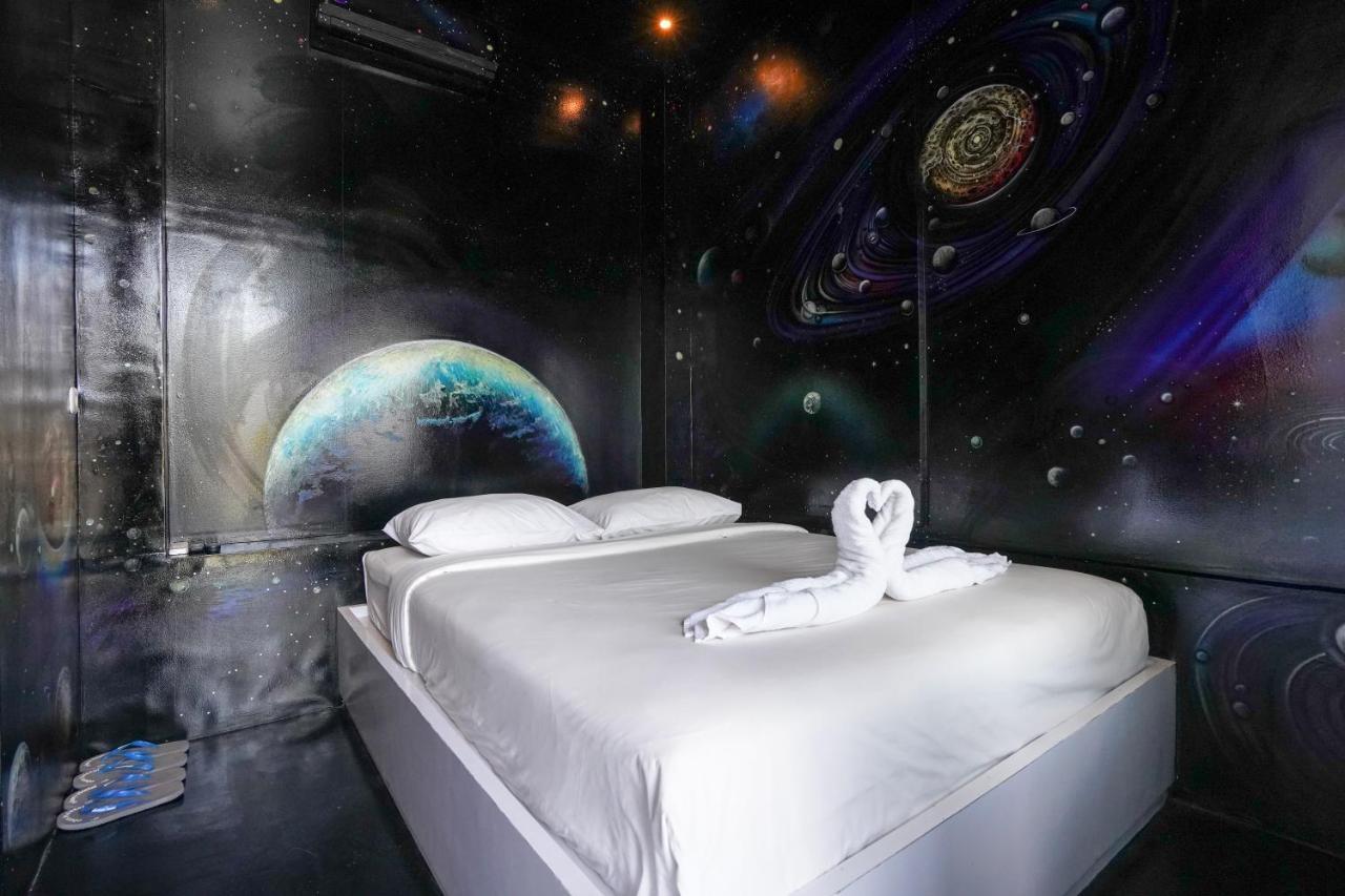 D'Gobers Hostel Seminyak By Gumilang Hospitality Dış mekan fotoğraf